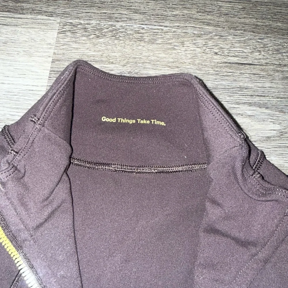 Lululemon Define Cropped Half-Zip Jacket | Color: ESPR / Brown | Size: 8 - Picture 3 of 7